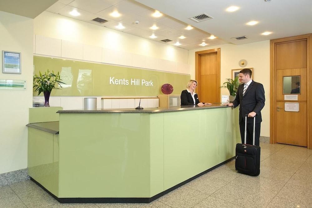 Kents Hill Park Training & Conference Centre Hotel Milton Keynes Luaran gambar