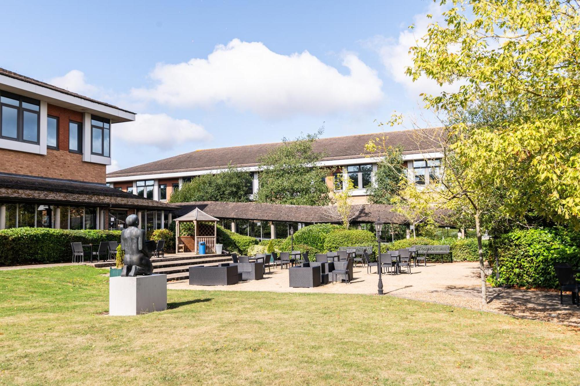 Kents Hill Park Training & Conference Centre Hotel Milton Keynes Luaran gambar